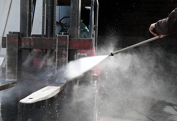 Professional Pressure Washing Services in Mather, CA
